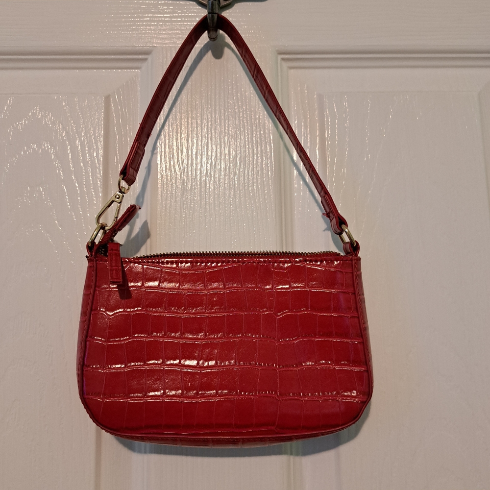 Olivia Miller Red Croc-Embossed Mini Shoulder Bag